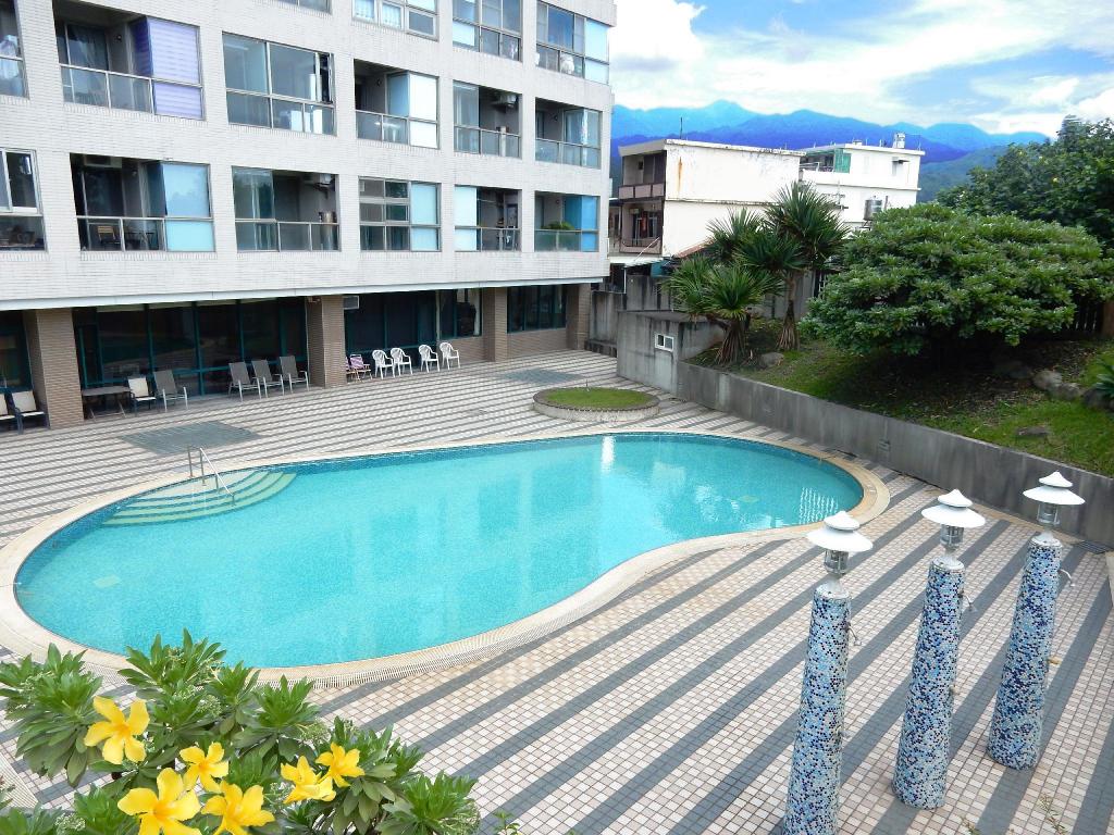 藍灣渡假村 (Ocean View Apartment)
