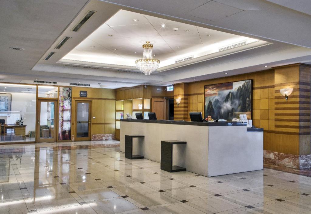新竹卡爾登 (Carlton Hotel Hsinchu )