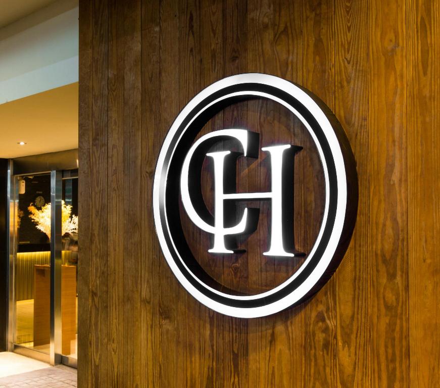 巧合大飯店 (Chance Hotel)