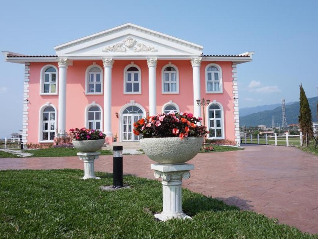 蝶古巴特風情畫民宿 (Decoupage Bed and Breakfast)