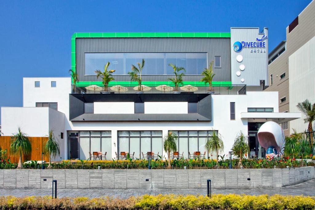 潛立方旅館 (Divecube Hotel)