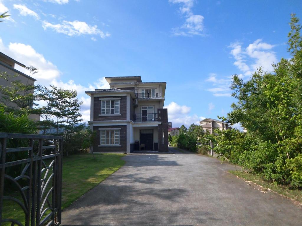 花姸巧雨 (Flower Memory Homestay)