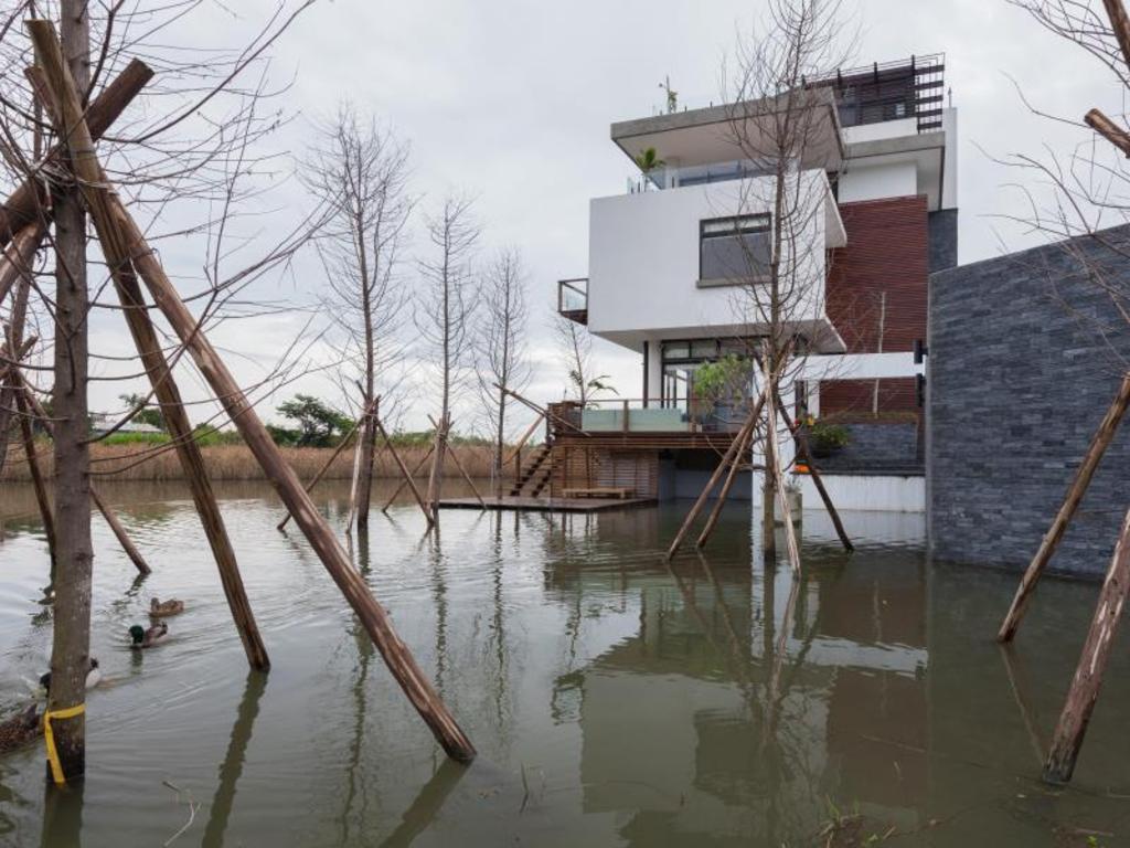 湖水綠水岸民宿 (Greenlake Resort)