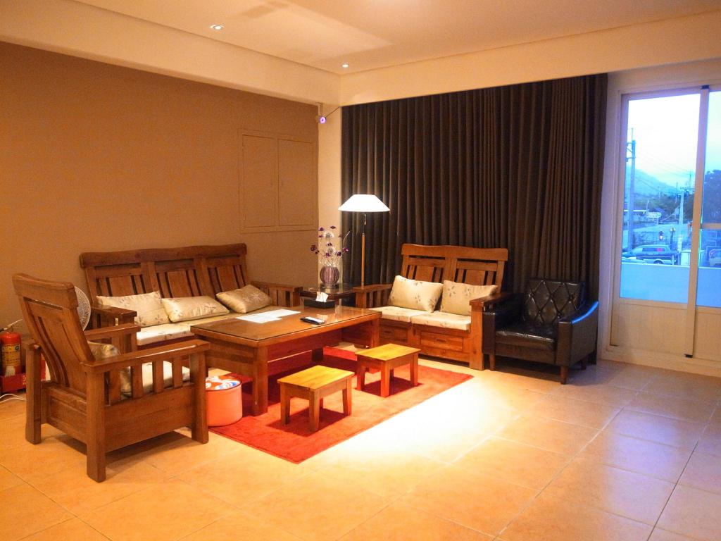 關山會館 (Guanshan Resort)