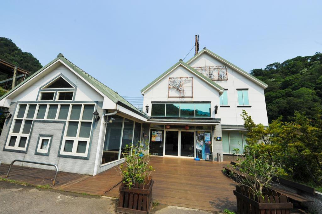 河岸溫泉民宿 (Riverain Spring Resort)