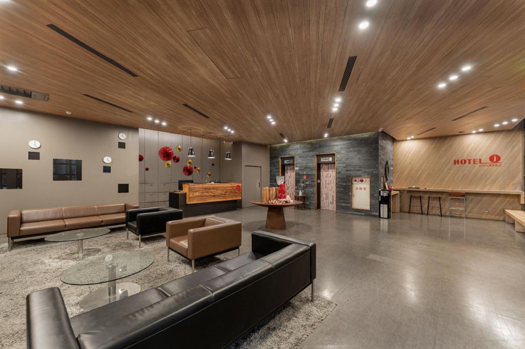 新竹日月光大飯店 (Hotel J Metropolis)