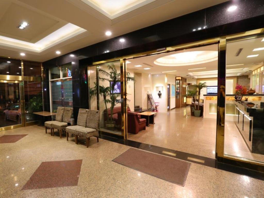 凱富商務旅館 (Kai Fu Hotel)