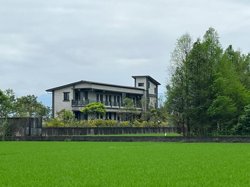 大湖森旅 (Lakeforest B&B)