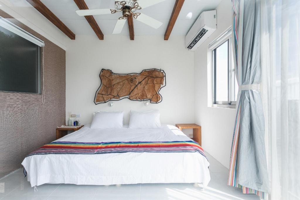 台東熱帶低氣壓衝浪餐廳民宿 (LowPressure restaurant & surf guesthouse)