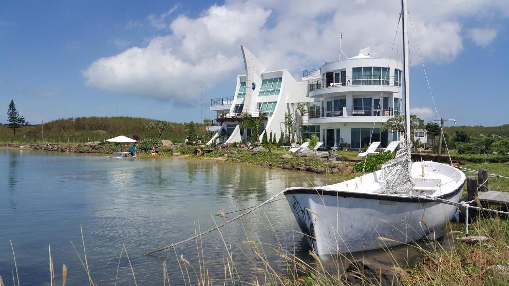 澎湖候鳥潮間帶民宿 (Migrator Intertidal Homestay)