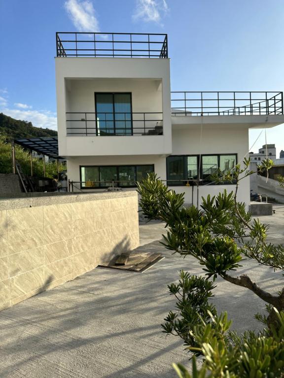 海底找樂子 (Oceans Explore Hostel)