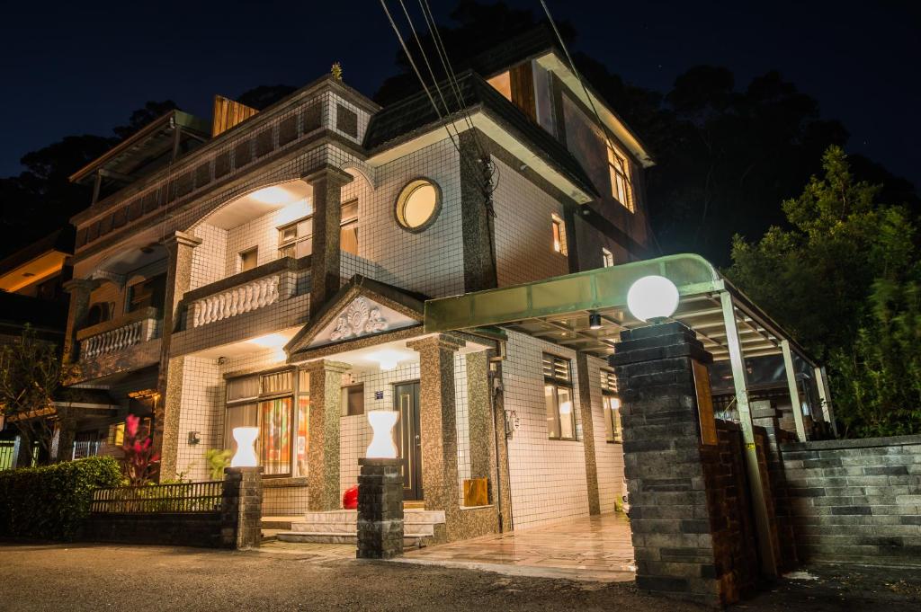 So Art Guesthouse 旅人藝棧民宿