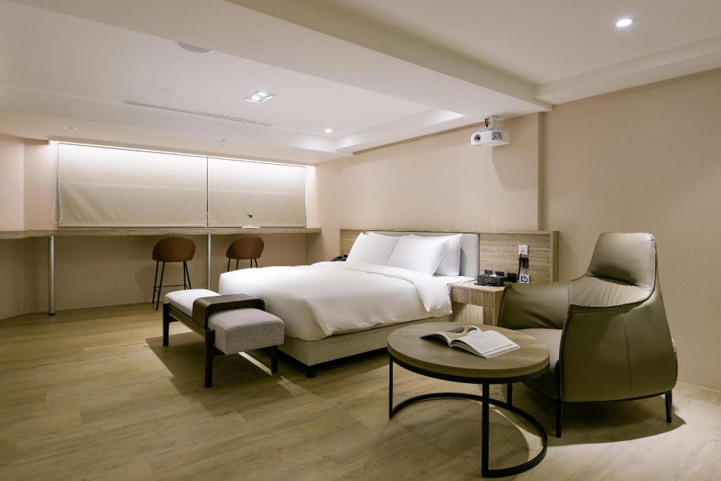 春樹商旅 (Spring's Rhapsody Hotel)