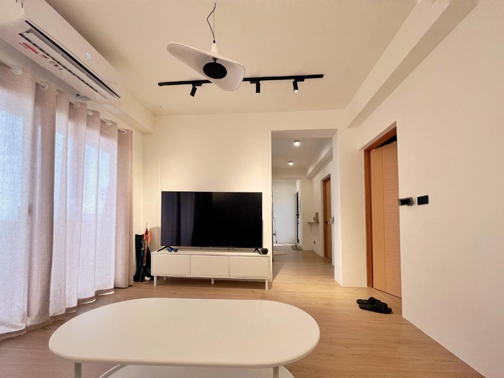 西夏輕旅 (Sunset Hostel)
