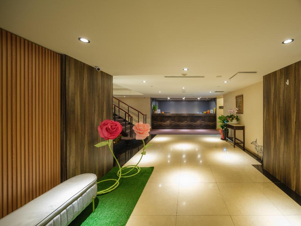 富逸旅趣-板橋府中館 (Rich & Free Hotel-Fuzhong)