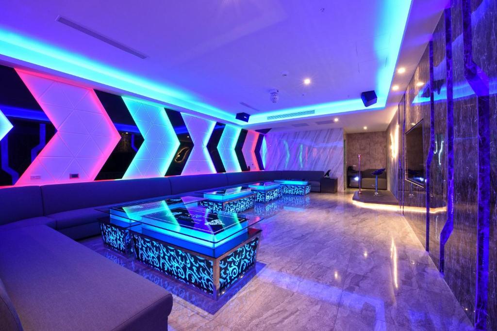 水立方汽車旅館 (W3 MOTEL)