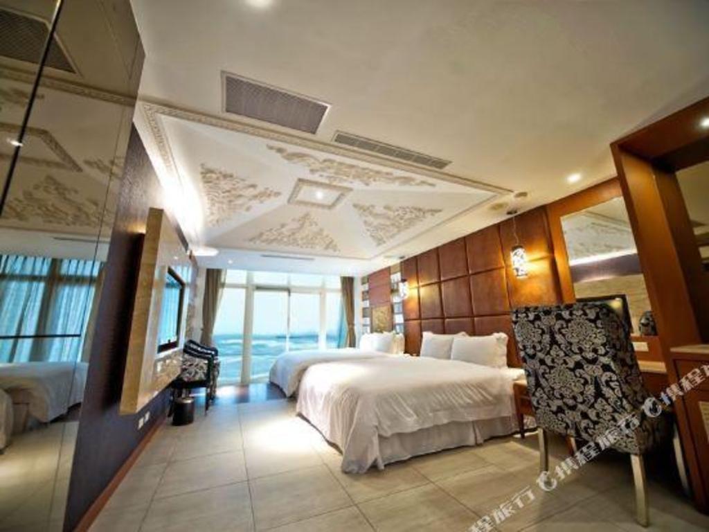 White House Resort