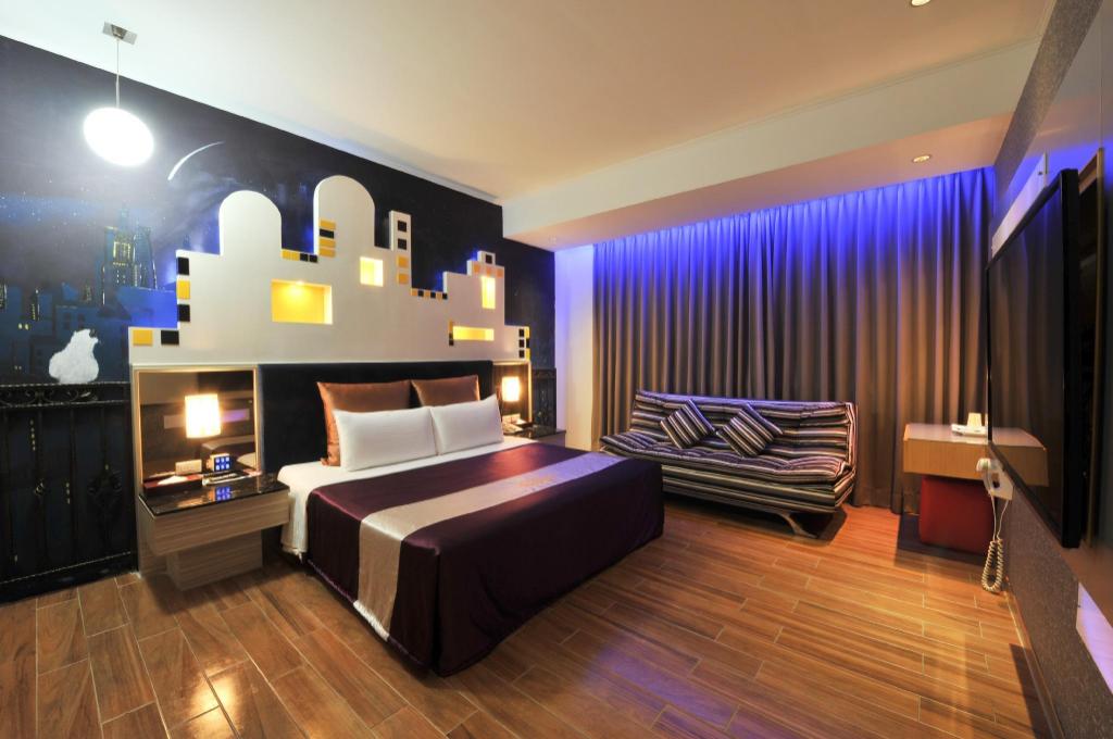 紫晶彩繪汽車旅館 (ZJ-Motel Hsinchu)